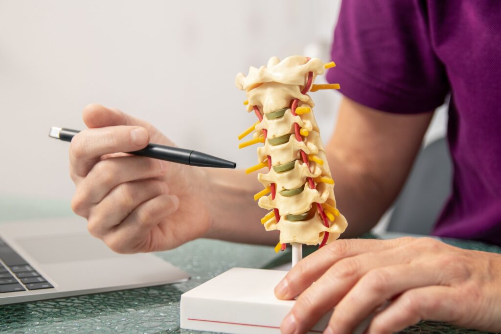 doctor explaining herniated disc